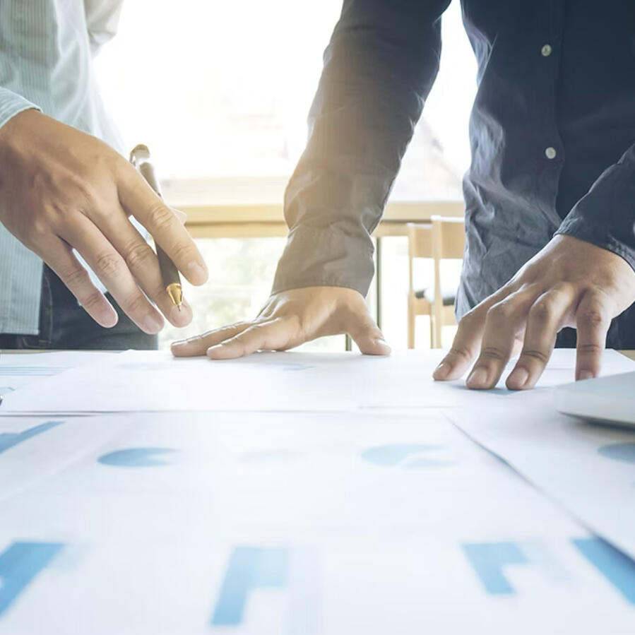 A marketing research report being created